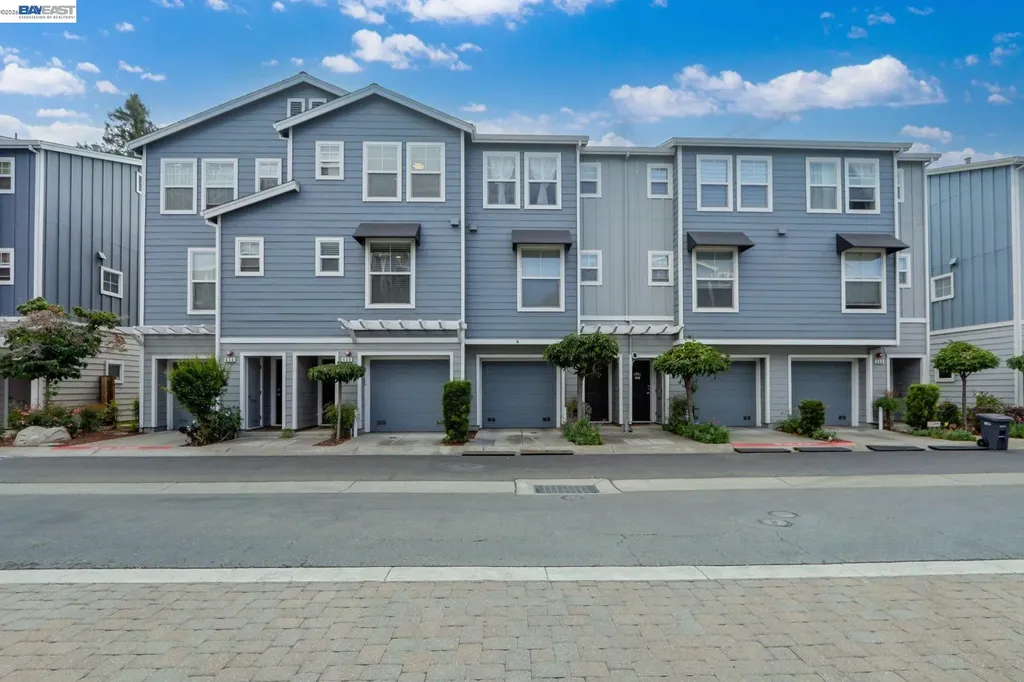 668 Grand Terrace Hayward CA 94541