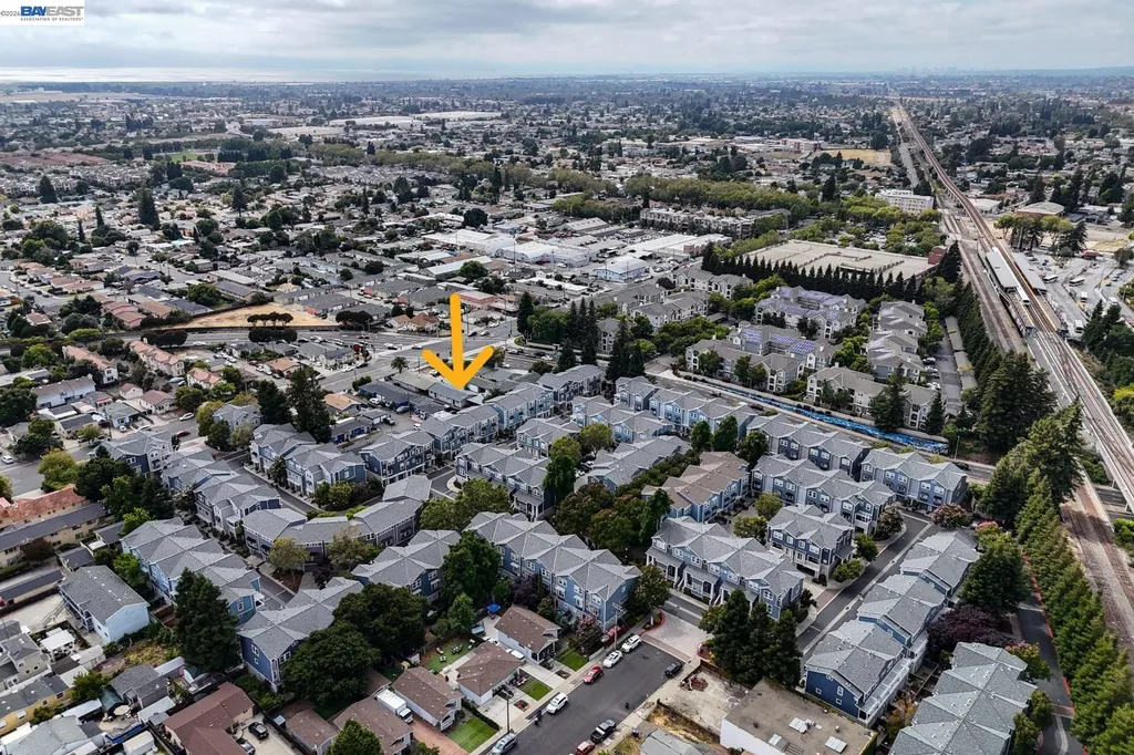 668 Grand Terrace Hayward CA 94541