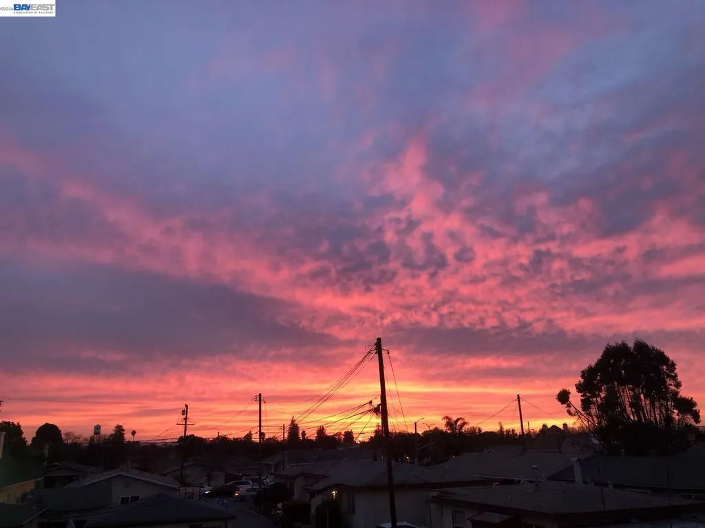 668 Grand Terrace Hayward CA 94541