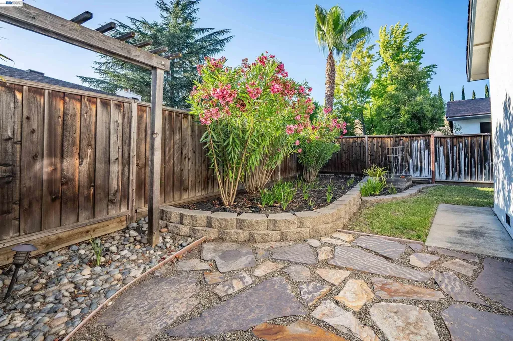 1255 Cougar Lane Concord CA 94521