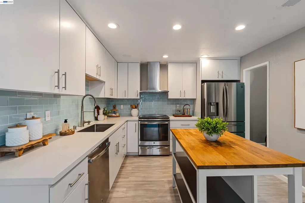 1255 Cougar Lane Concord CA 94521
