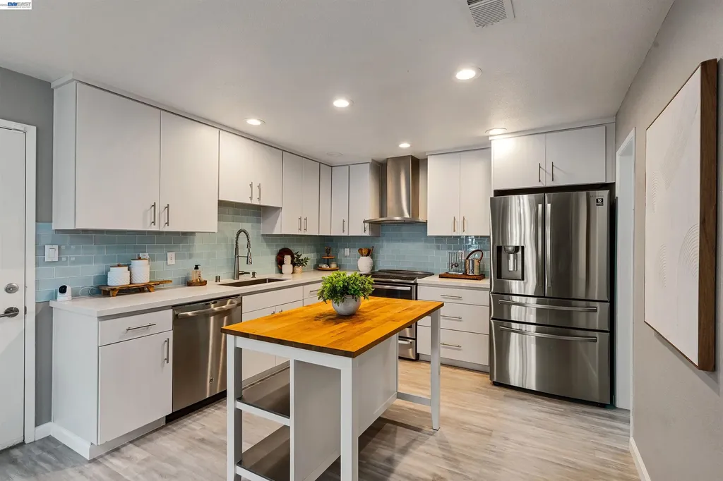 1255 Cougar Lane Concord CA 94521