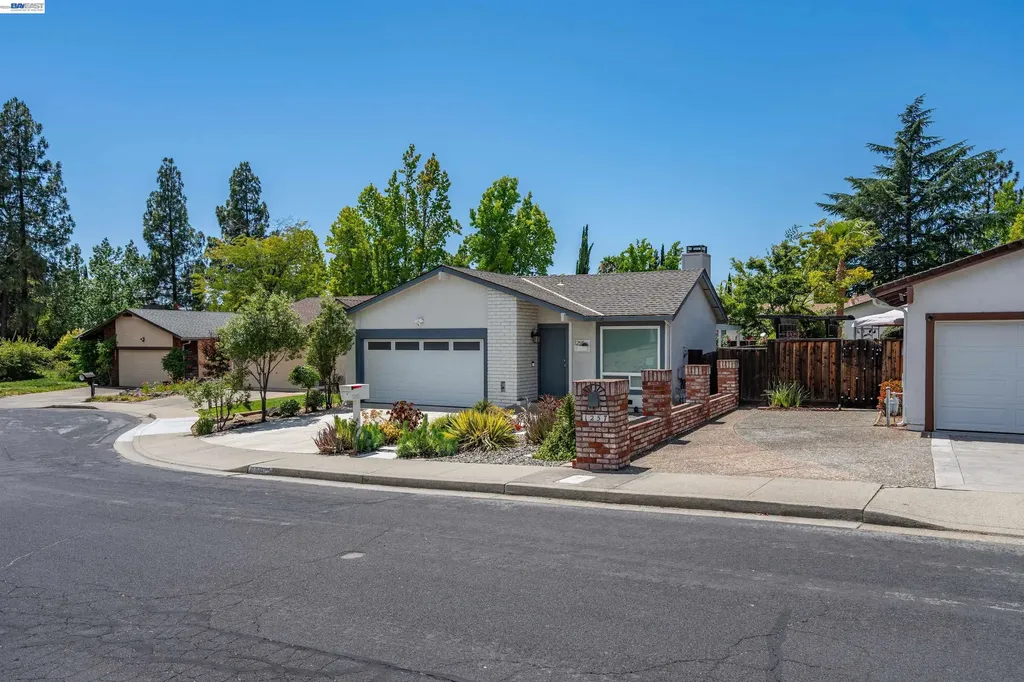 1255 Cougar Lane Concord CA 94521