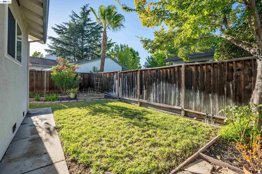 1255 Cougar Lane Concord CA 94521