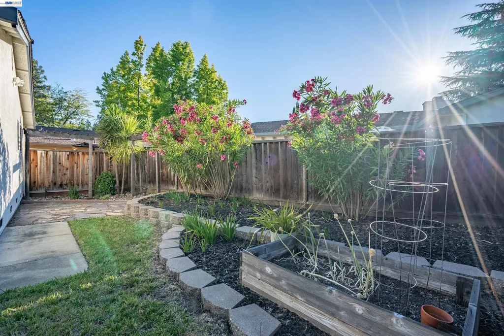 1255 Cougar Lane Concord CA 94521