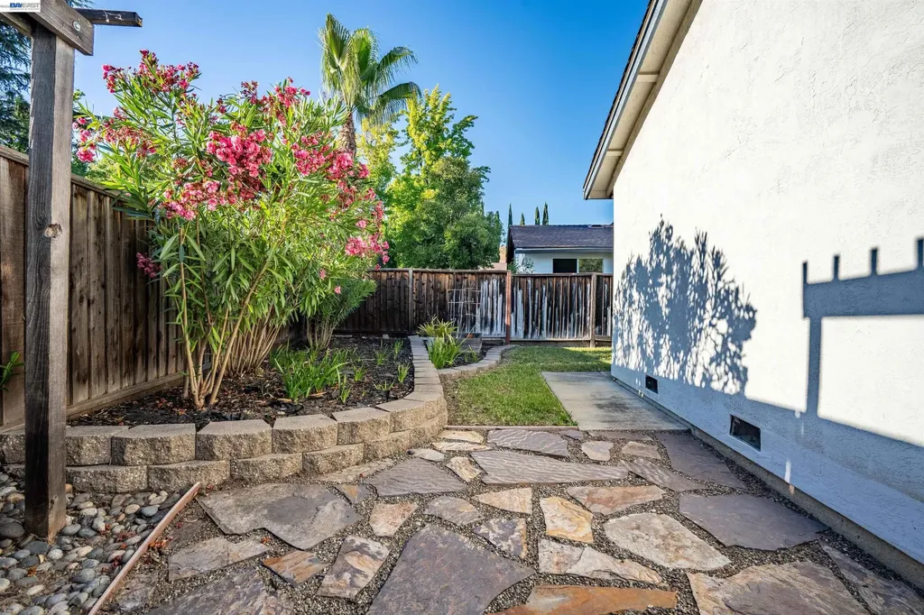 1255 Cougar Lane Concord CA 94521