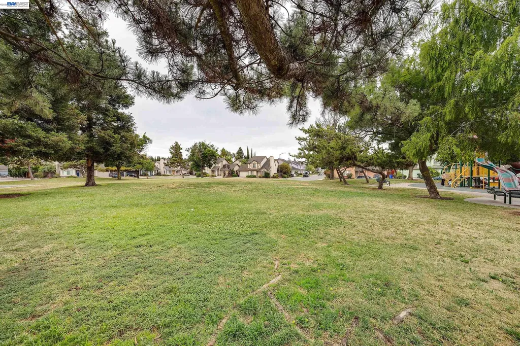 323 Sandstone Drive Fremont CA 94536