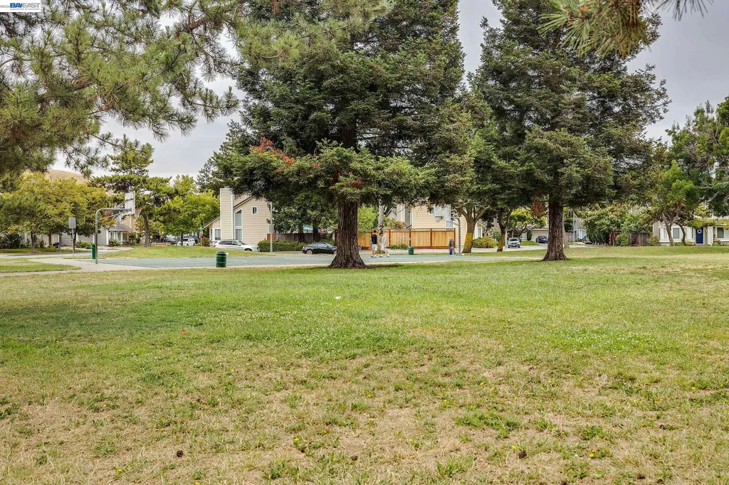 323 Sandstone Drive Fremont CA 94536