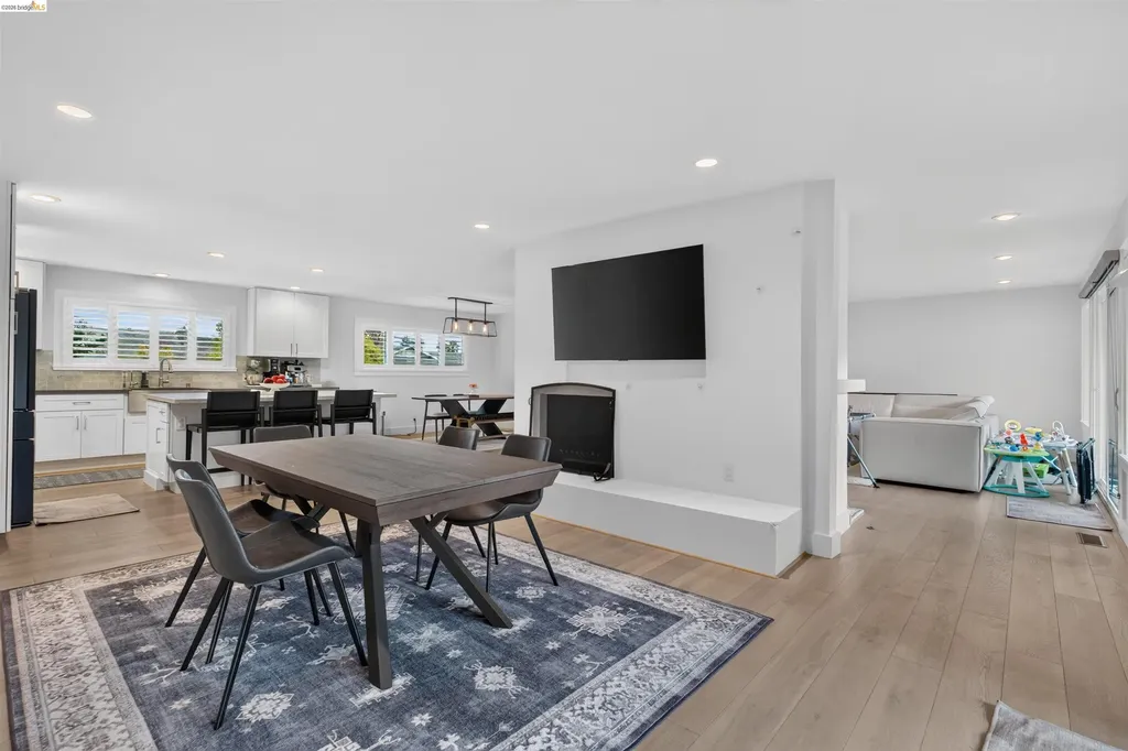 127 Peacock Drive San Rafael CA 94901
