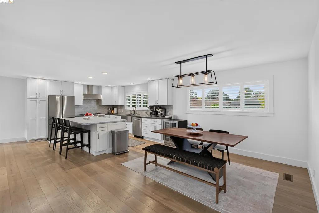 127 Peacock Drive San Rafael CA 94901