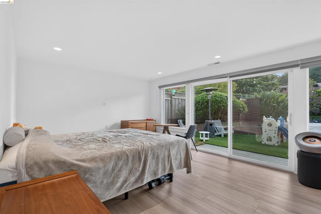127 Peacock Drive San Rafael CA 94901