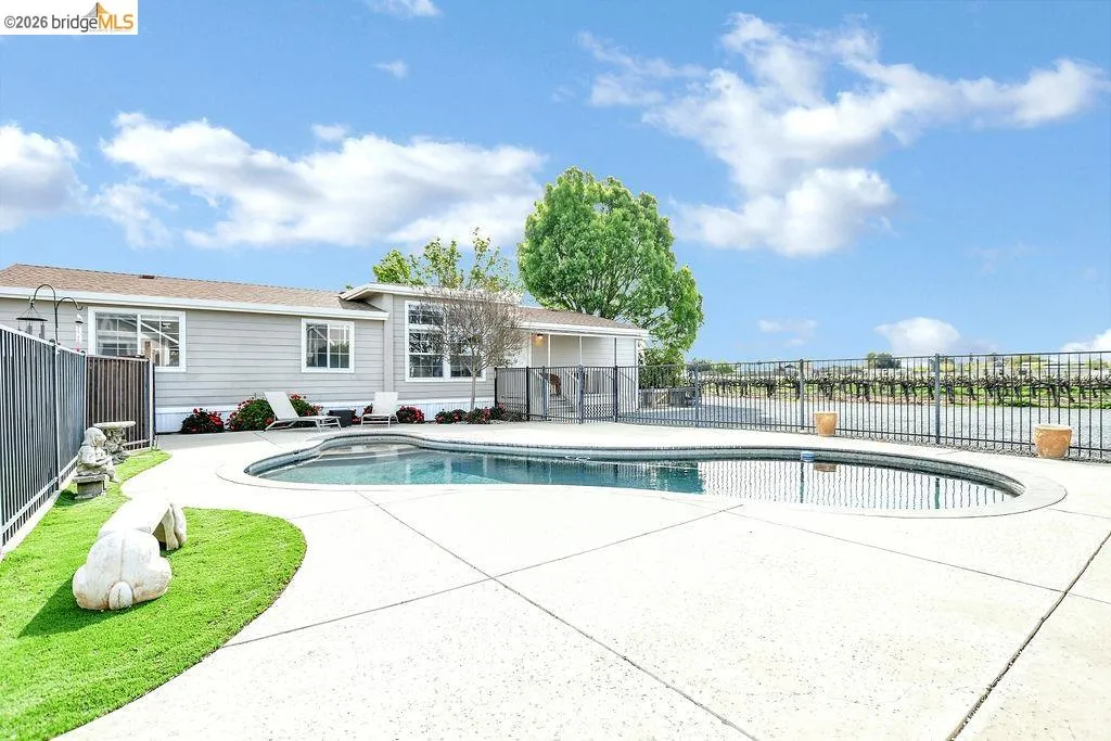 6170 Sellers Avenue Oakley CA 94561