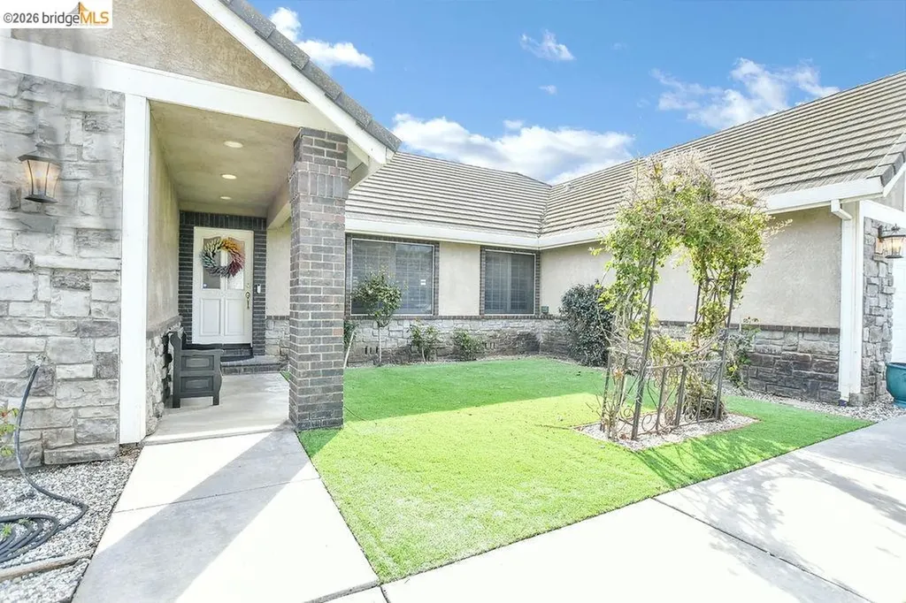 6170 Sellers Avenue Oakley CA 94561