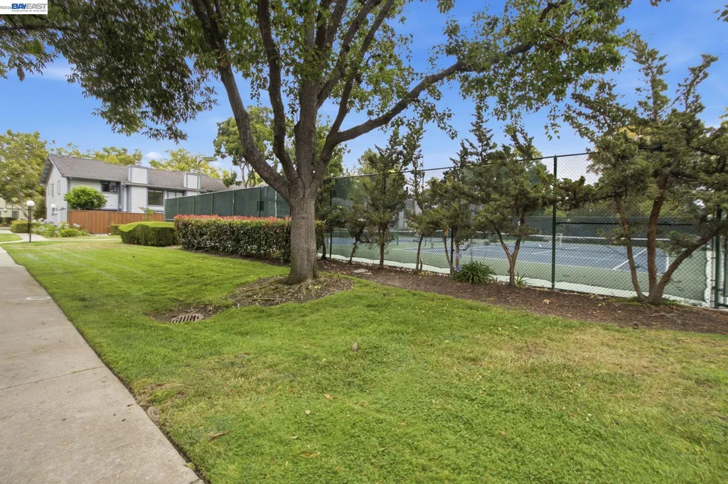 6279 Joaquin Murieta Avenue Newark CA 94560