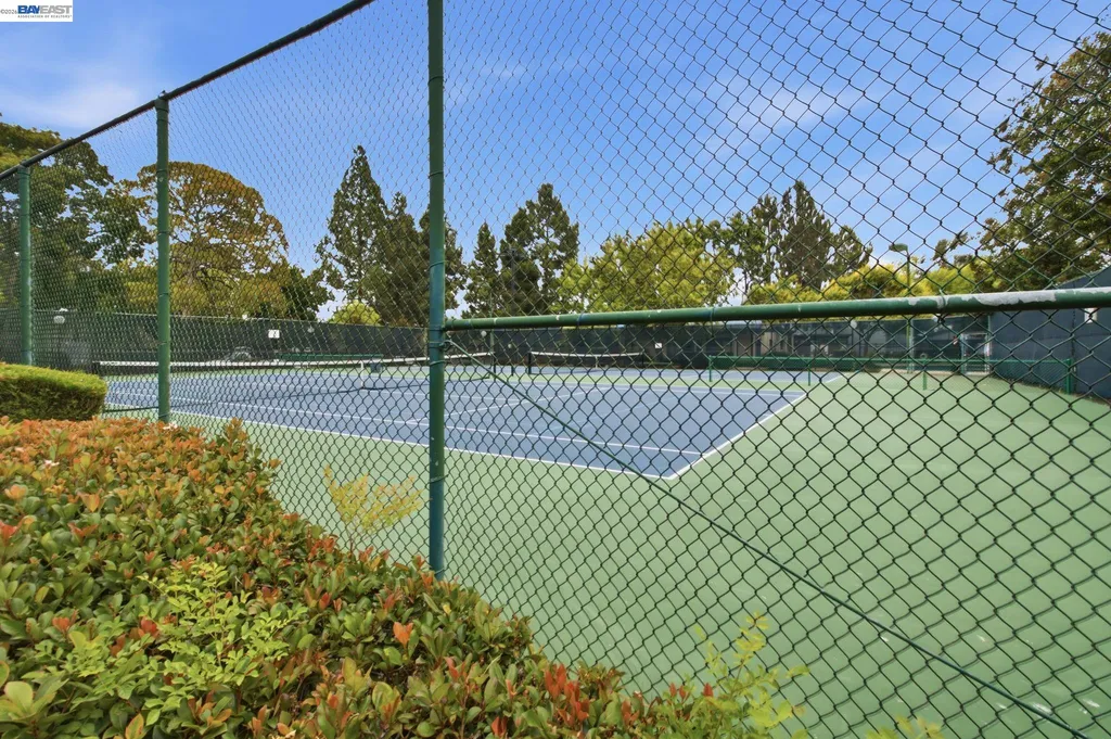 6279 Joaquin Murieta Avenue Newark CA 94560