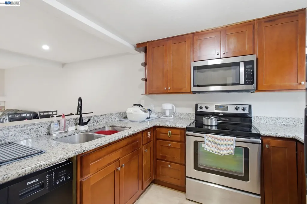 6279 Joaquin Murieta Avenue Newark CA 94560