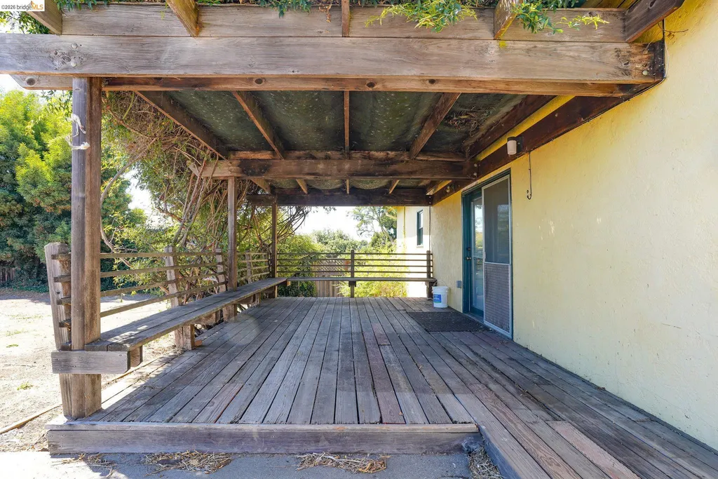 811 6th Street Benicia CA 94510