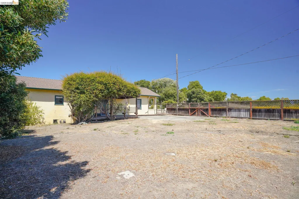 811 6th Street Benicia CA 94510