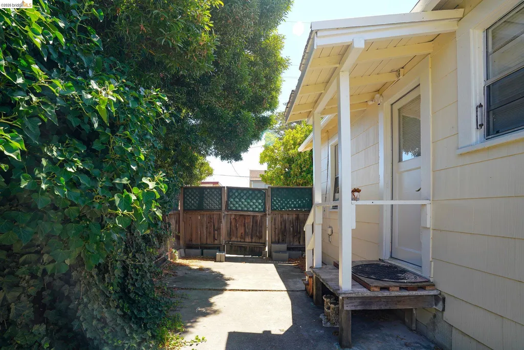 811 6th Street Benicia CA 94510