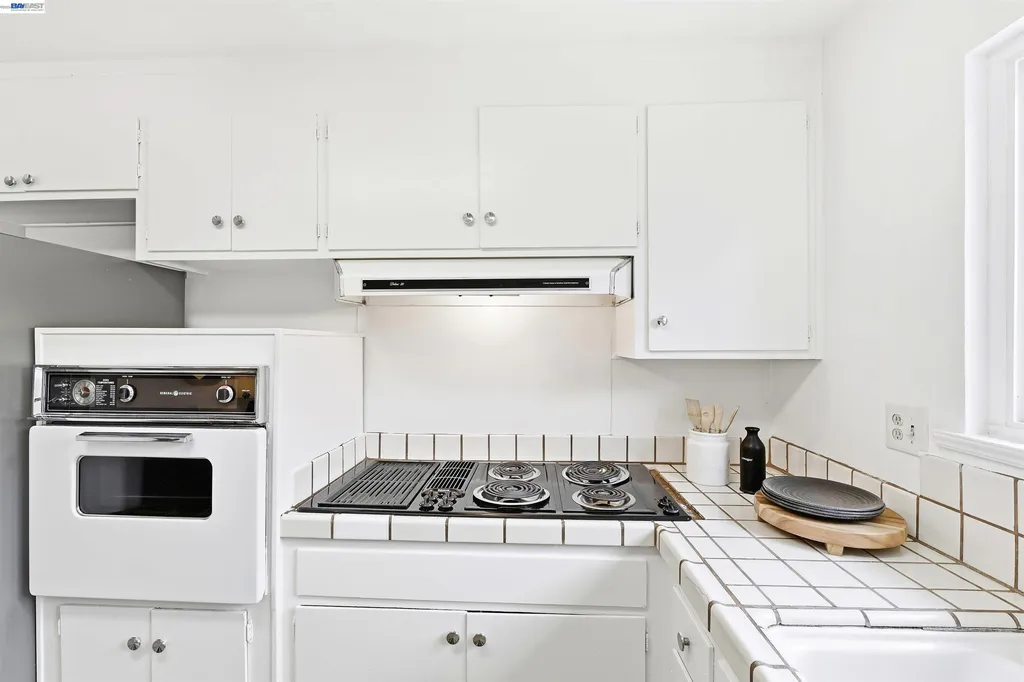 40455 Verne Street Fremont CA 94538