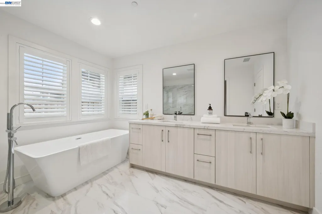 21112 Tyee Court Castro Valley CA 94546