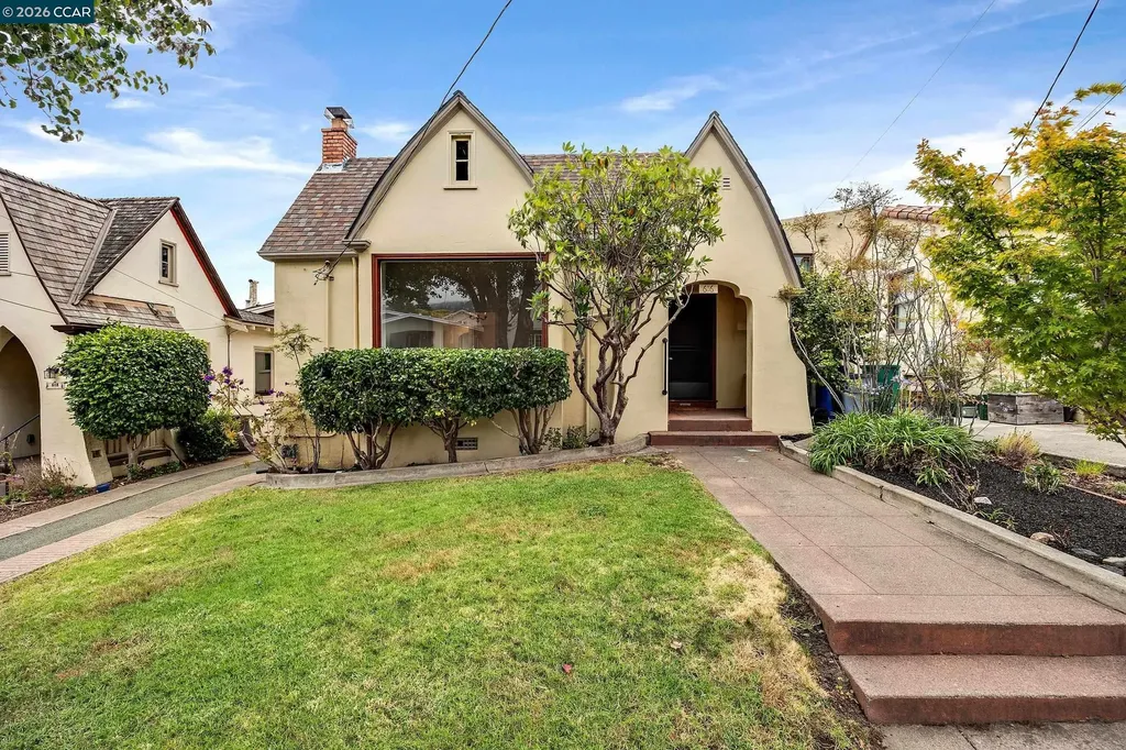 Albany CA, 616 Curtis Street