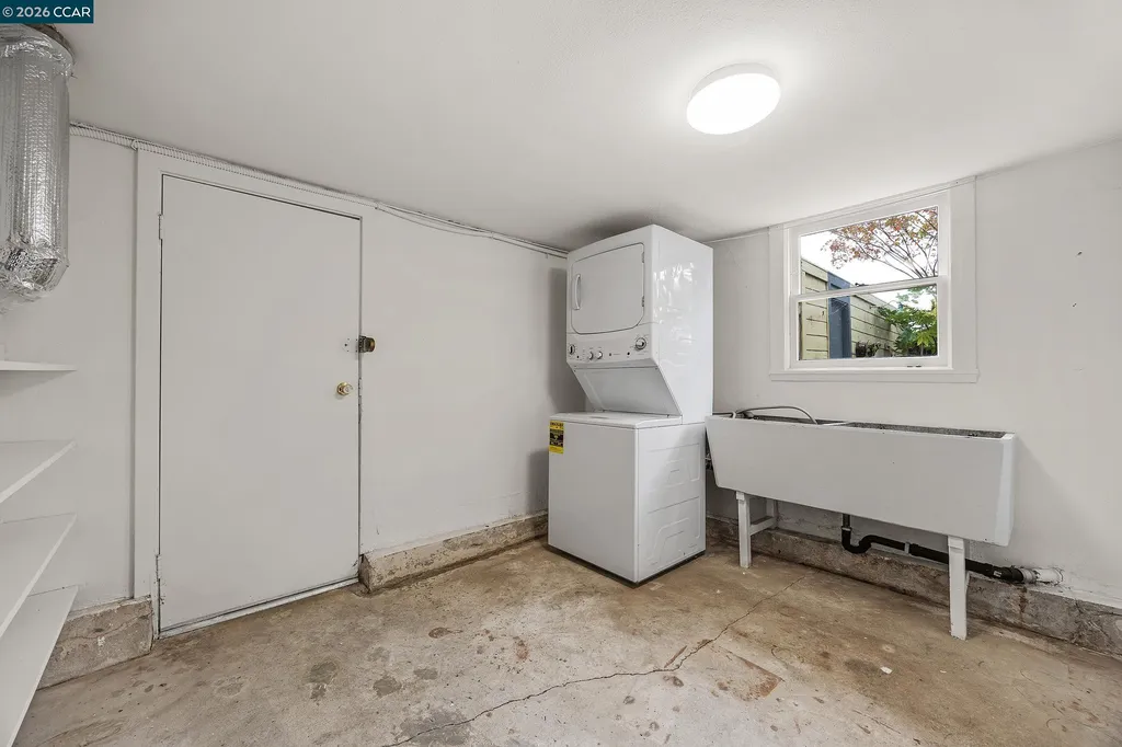 616 Curtis Street Albany CA 94706
