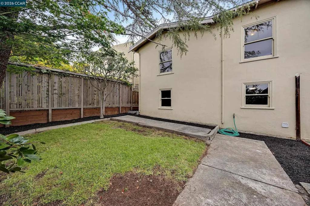616 Curtis Street Albany CA 94706