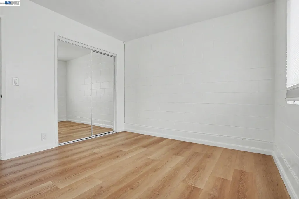 1110 Buena Vista Alameda CA 94501