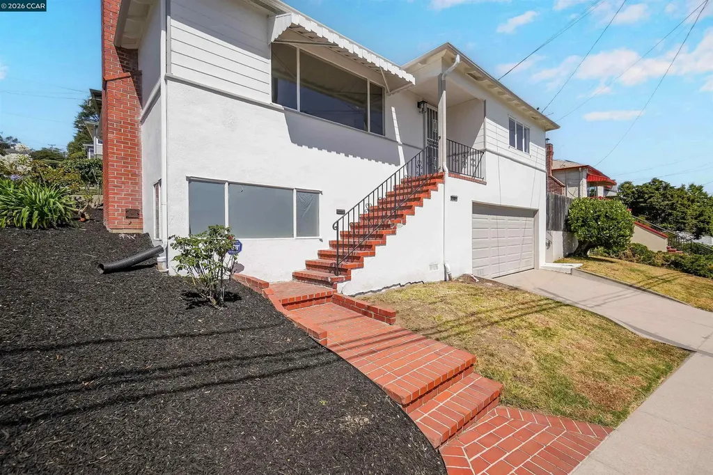2880 Morgan Avenue Oakland CA 94602