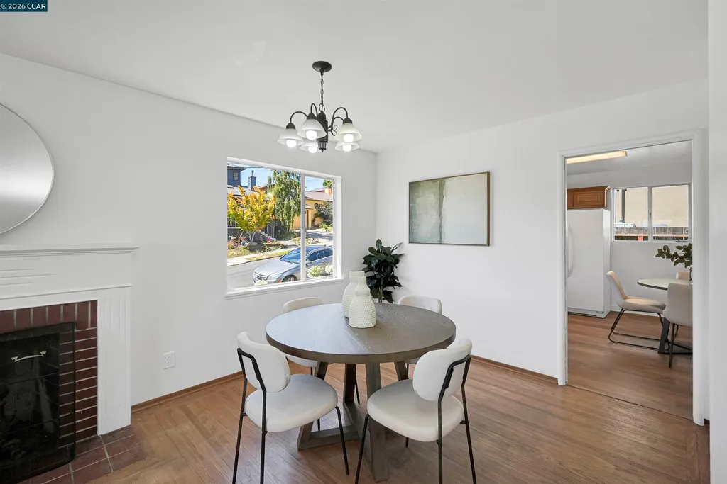 2880 Morgan Avenue Oakland CA 94602