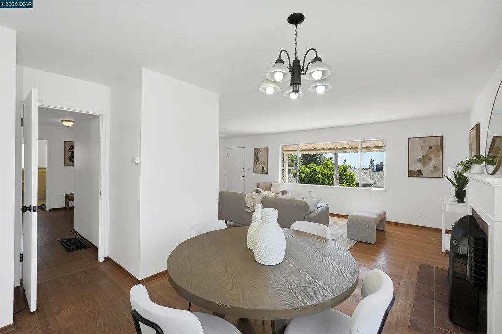 2880 Morgan Avenue Oakland CA 94602
