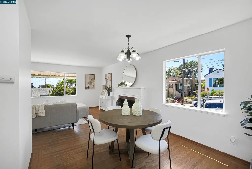 2880 Morgan Avenue Oakland CA 94602