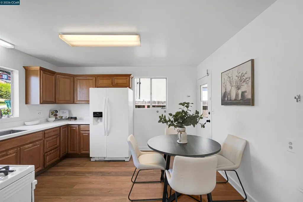 2880 Morgan Avenue Oakland CA 94602