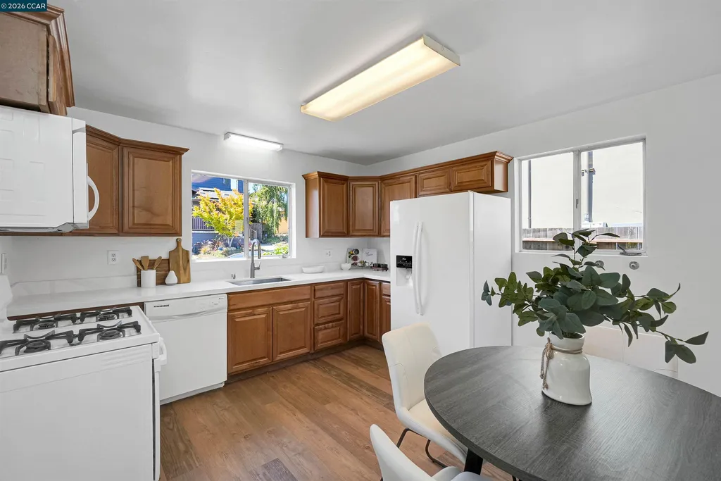 2880 Morgan Avenue Oakland CA 94602