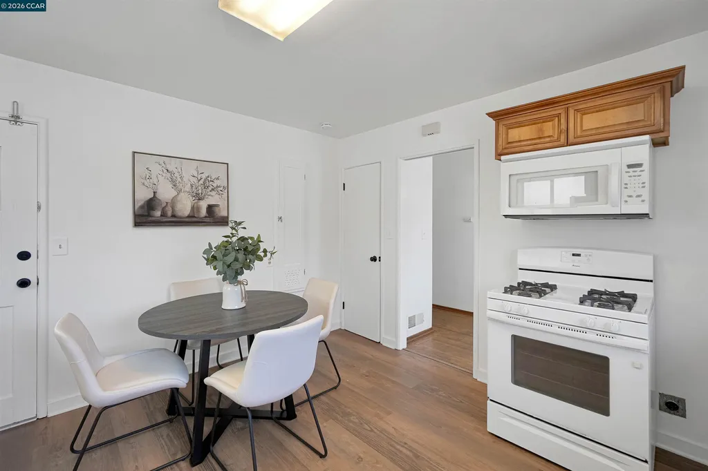 2880 Morgan Avenue Oakland CA 94602