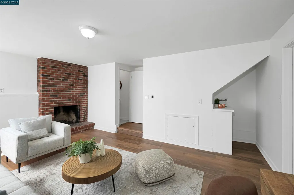 2880 Morgan Avenue Oakland CA 94602