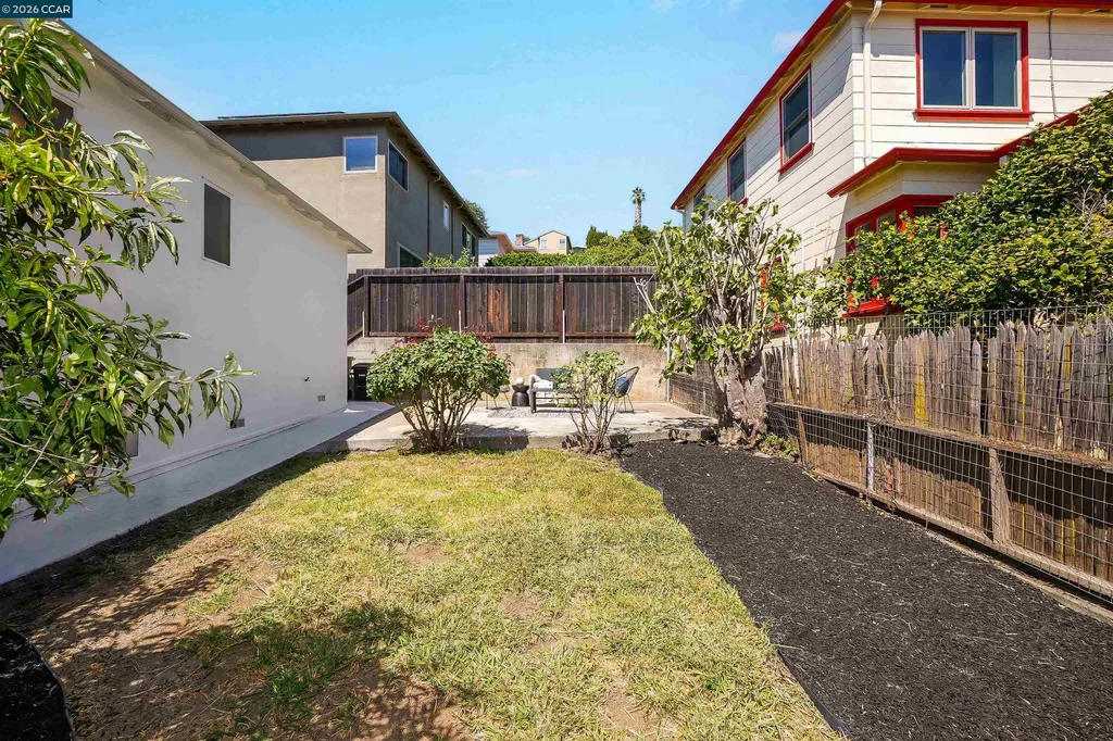 2880 Morgan Avenue Oakland CA 94602
