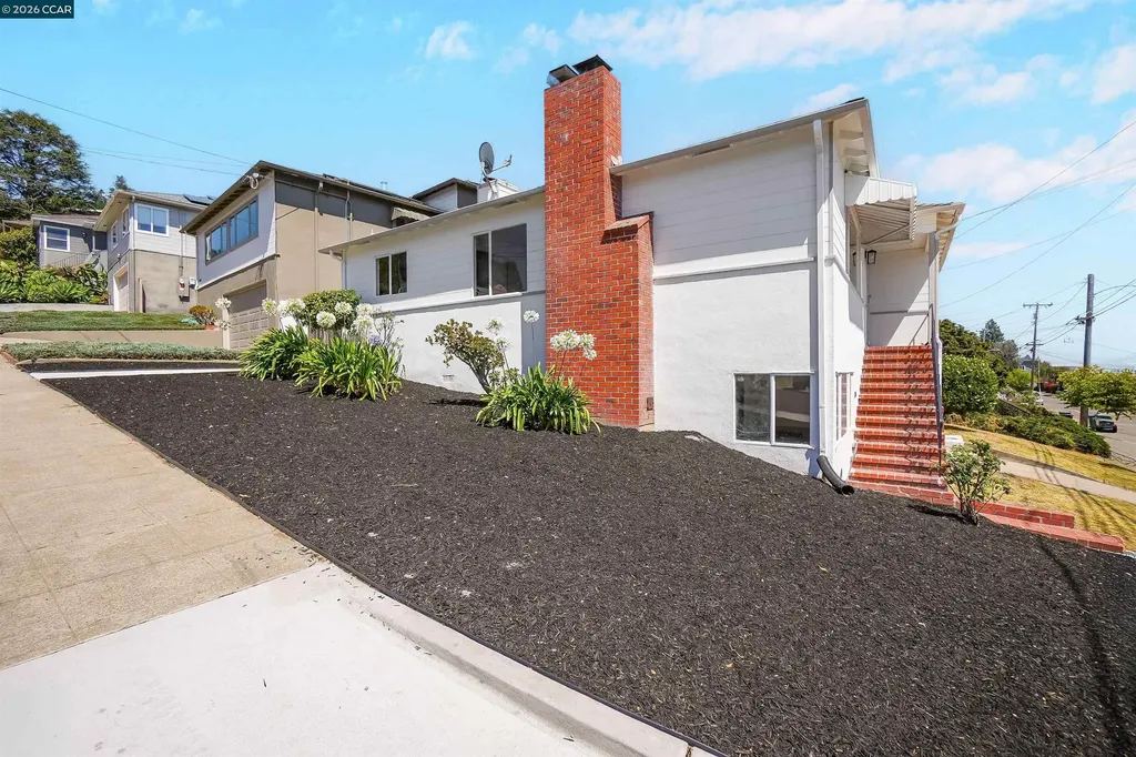 2880 Morgan Avenue Oakland CA 94602