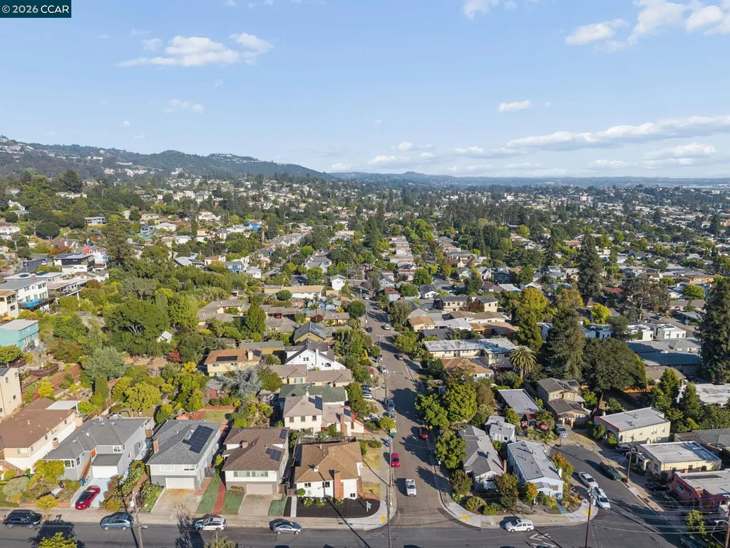 2880 Morgan Avenue Oakland CA 94602