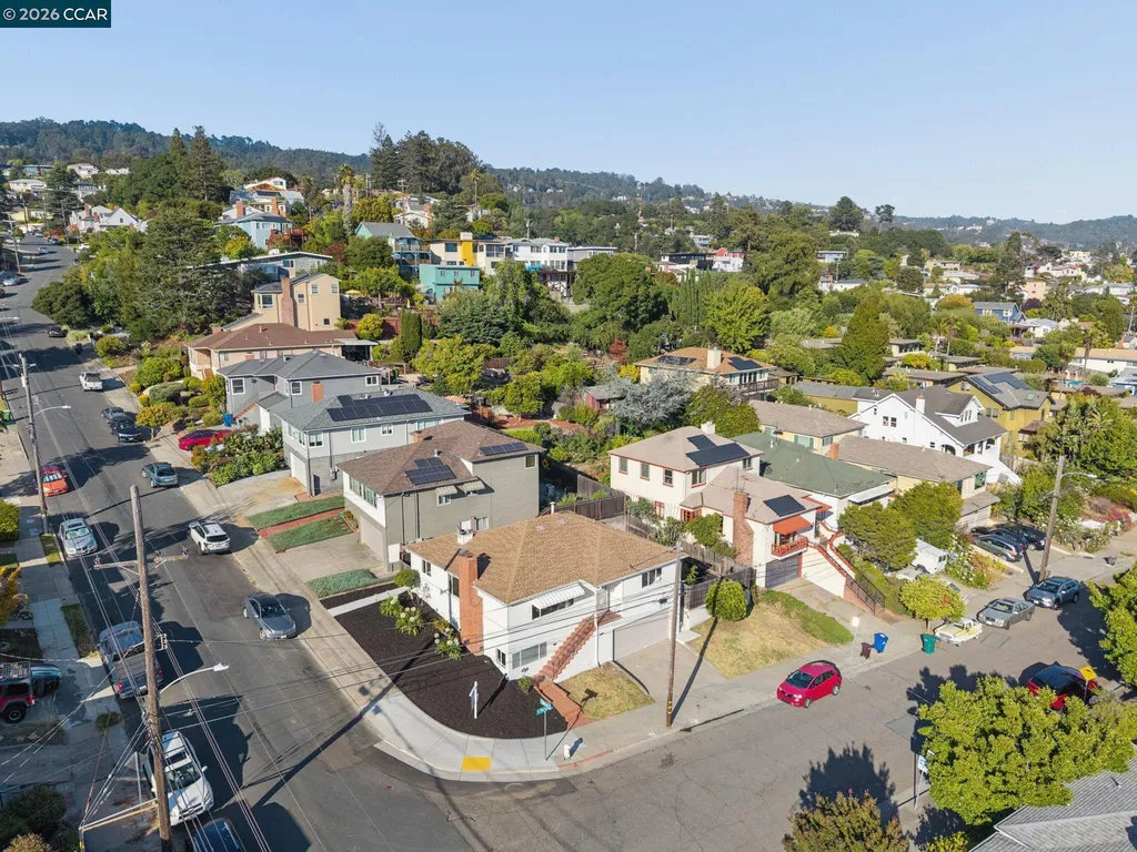 2880 Morgan Avenue Oakland CA 94602