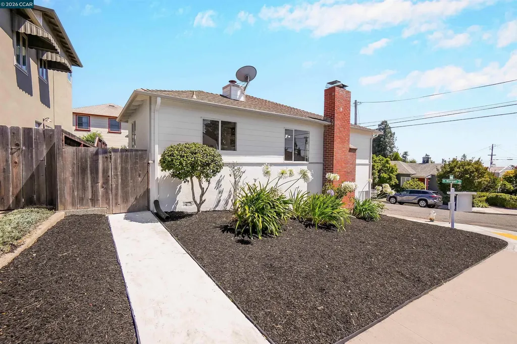 2880 Morgan Avenue Oakland CA 94602
