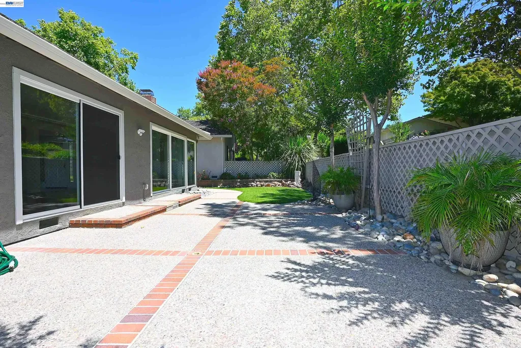 1822 Saint George Road Danville CA 94526