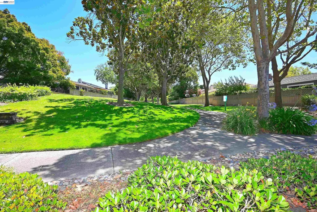 1822 Saint George Road Danville CA 94526