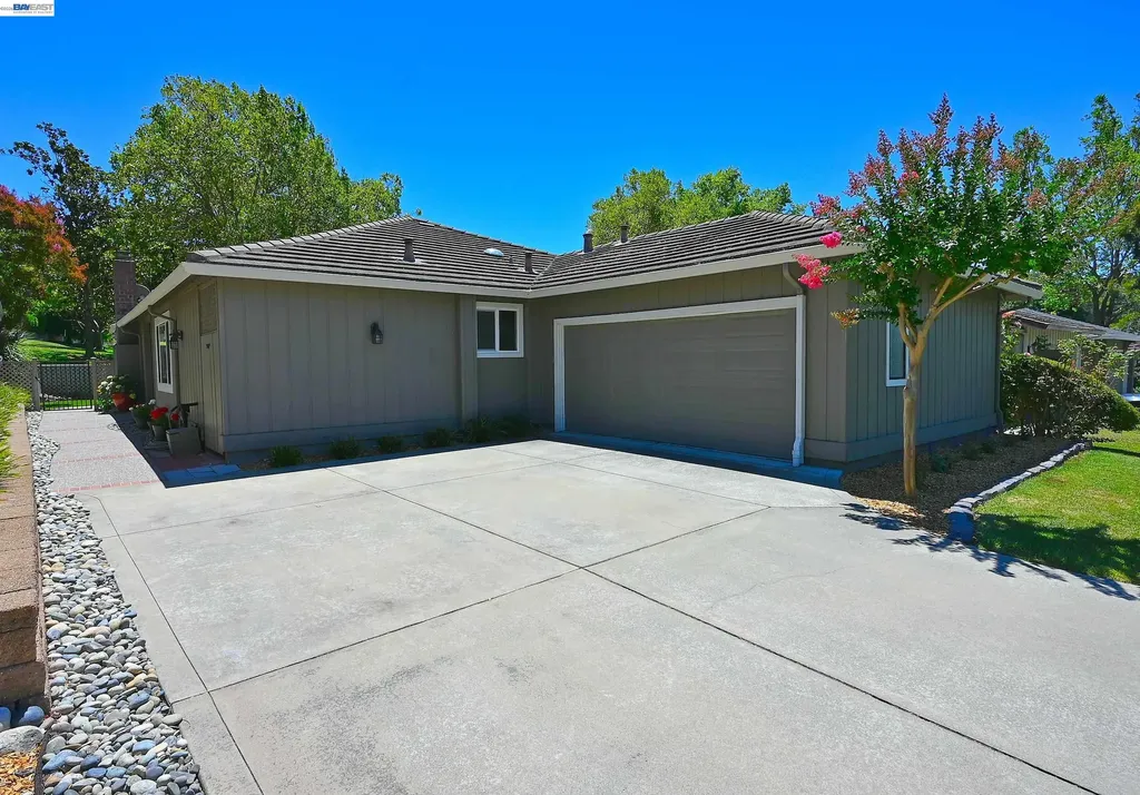 1822 Saint George Road Danville CA 94526