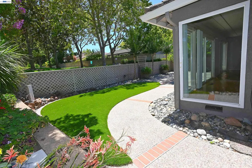 1822 Saint George Road Danville CA 94526