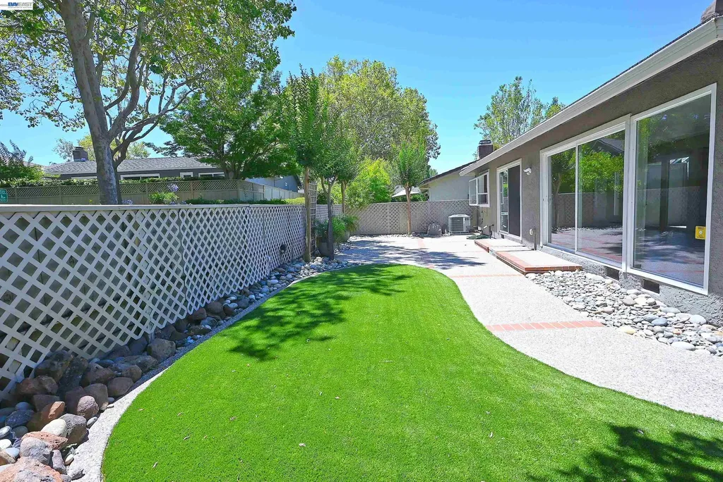 1822 Saint George Road Danville CA 94526