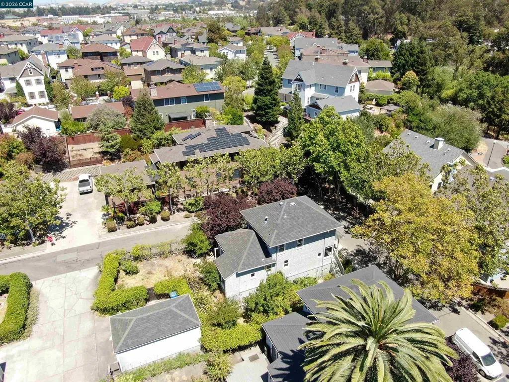 133 Pinole Street Hercules CA 94547