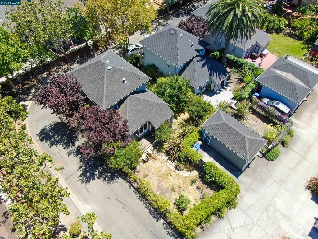 133 Pinole Street Hercules CA 94547