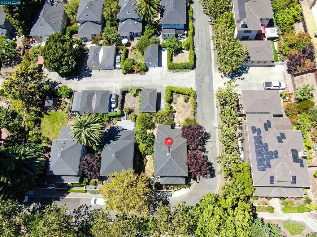 133 Pinole Street Hercules CA 94547